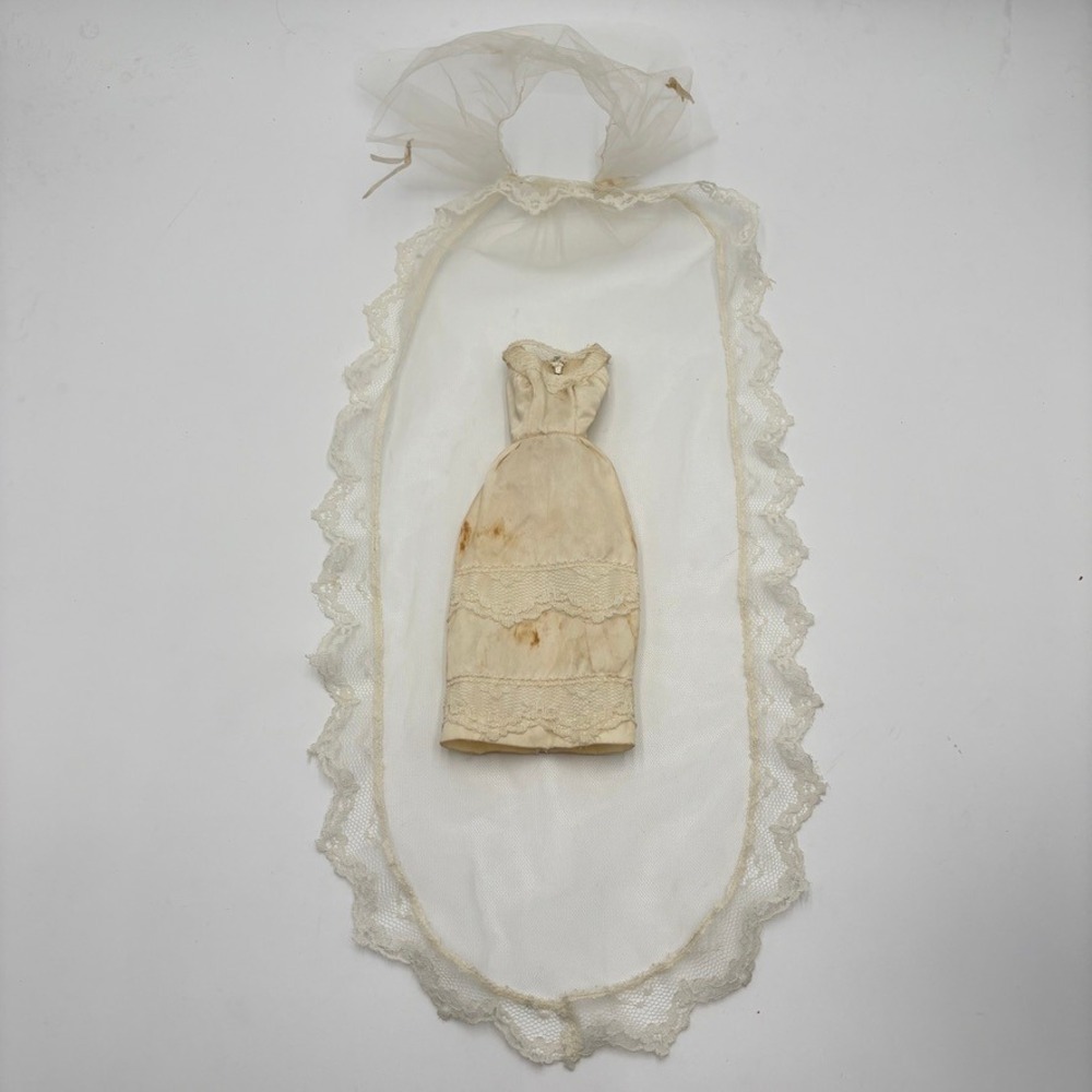 Original 1966 Barbie Here Comes The Bride Dress Veil 1665 Mattel Outfit Stained